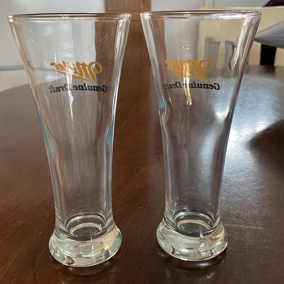 🍻Miller Genuine Draft beer glasses set of two. - Picture 2 of 8